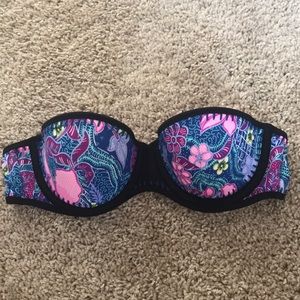 Victoria’s Secret bikini top